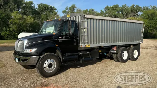 2006 International 4400