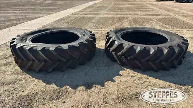 (2) BKT AgriMax 520/85R46