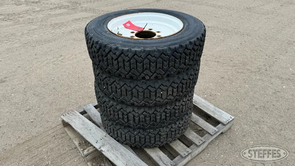 (4) Hankook 225/70R19.5 Tires Construction Equipment Tire