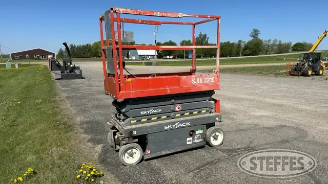 2015 Skyjack SJIII 3219