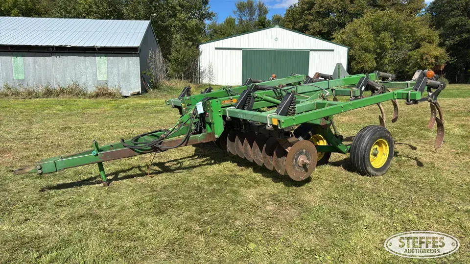 John Deere 714 Coulter Chisel