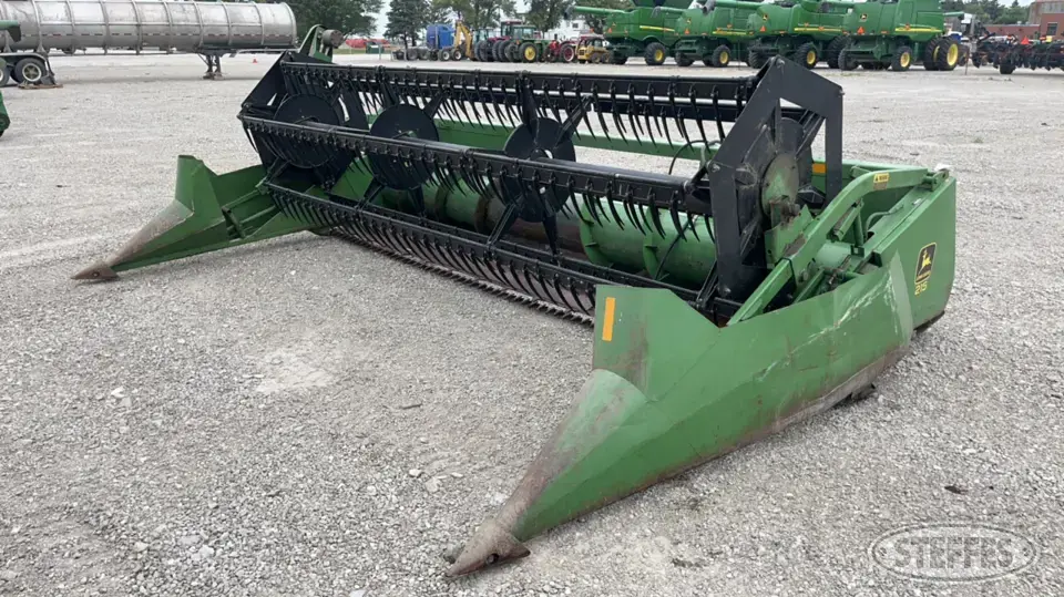 John  Deere 215 Flex Head