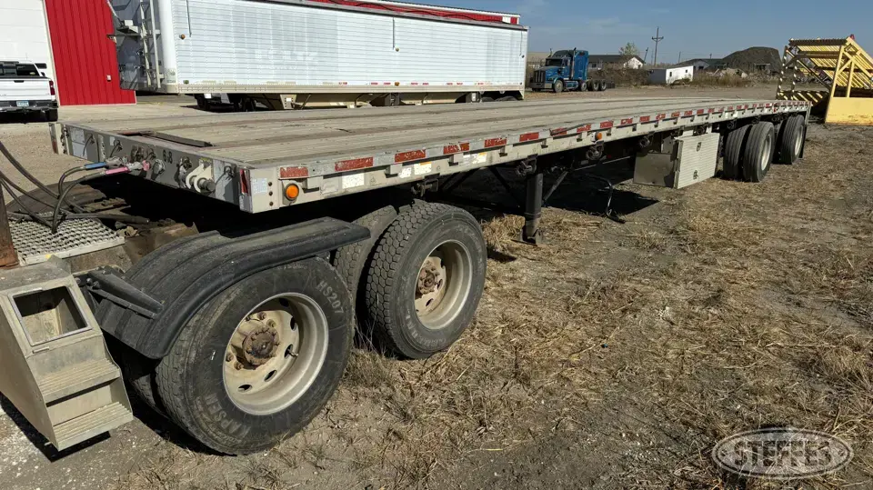 1996 Wilson Road Brute Flatbed Trailer