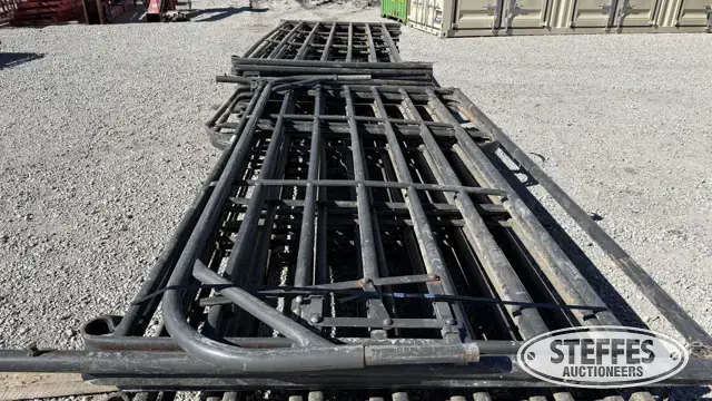 Corral panels