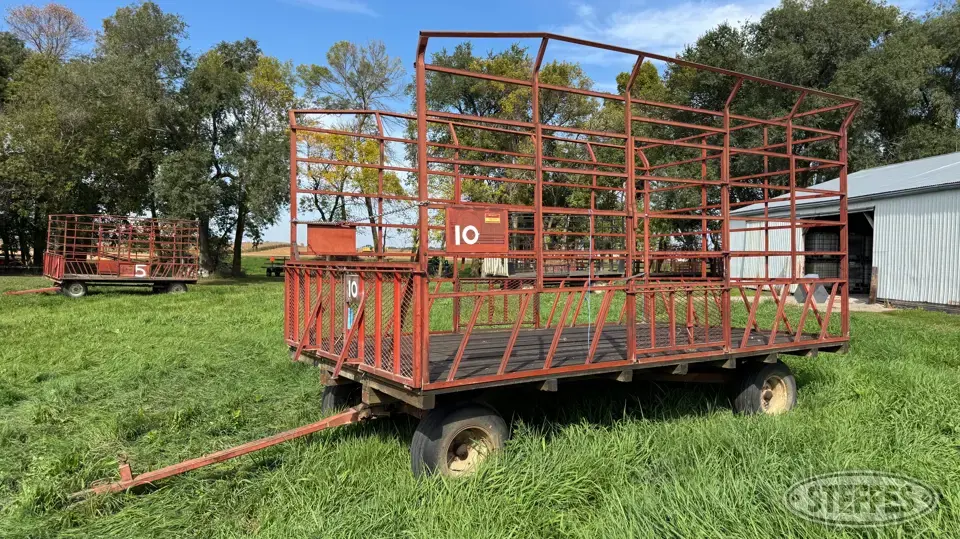EZ-Trail Bale Transportation