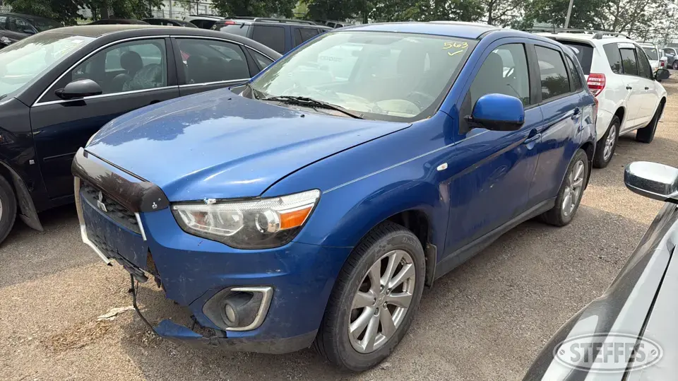 2015 Mitsubishi Outlander ES SUV