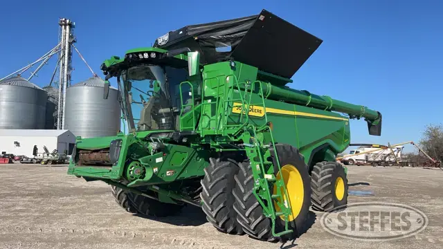 2022 John Deere X9 1000