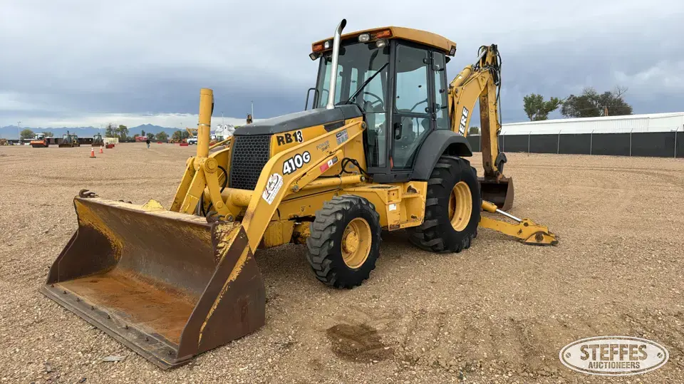 2002 Deere 410G Loader Backhoe