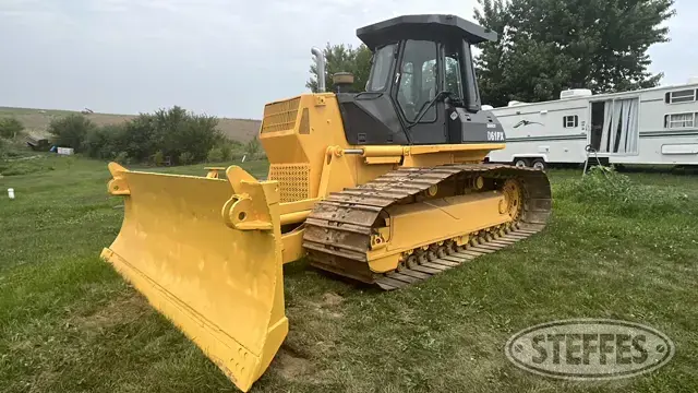 2002 Komatsu D61PX