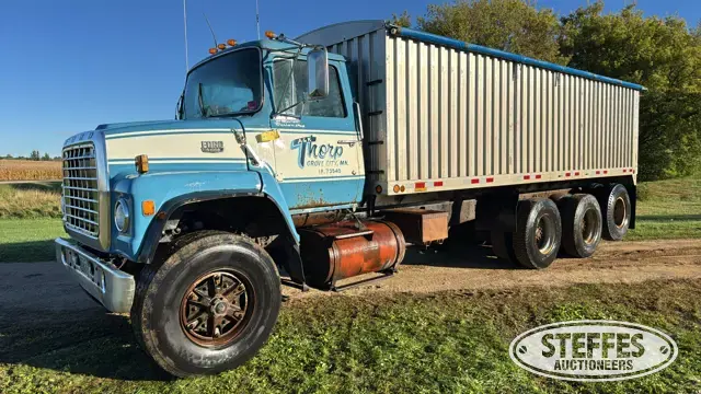 1979 Ford 8000