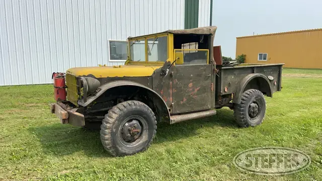 1952 Dodge M37