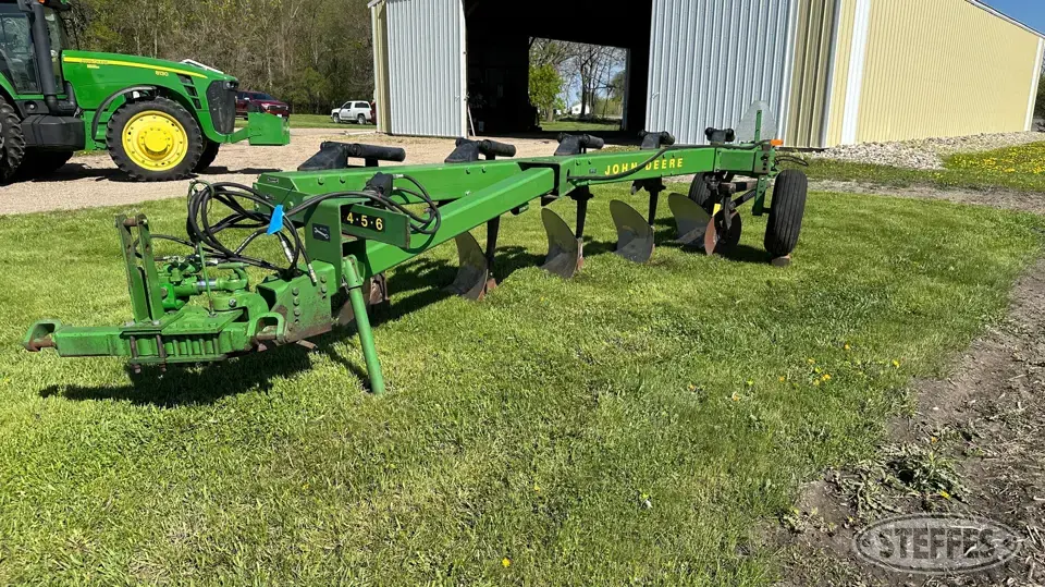 John Deere 2700 Cable Plow