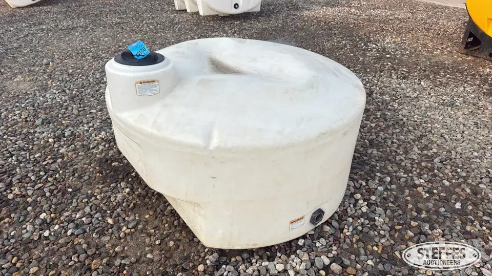 300 gal. poly tank