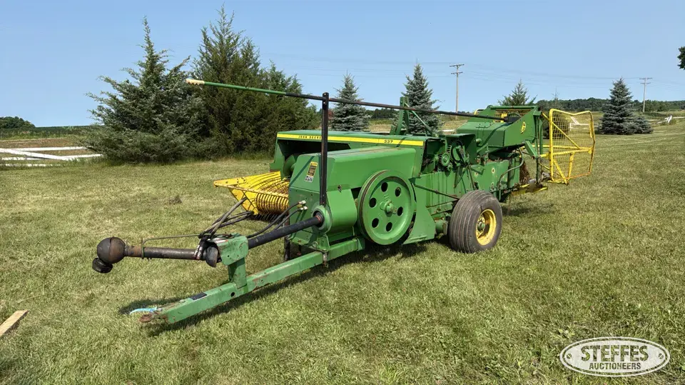 1984 John Deere 337 Square Baler