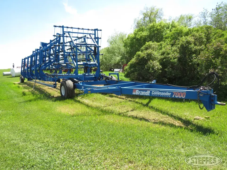 2004 Brandt 7000 Harrow