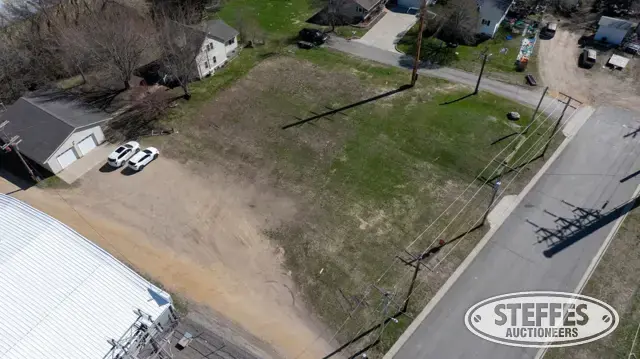 Tract 2: Bare Commercial Lot
