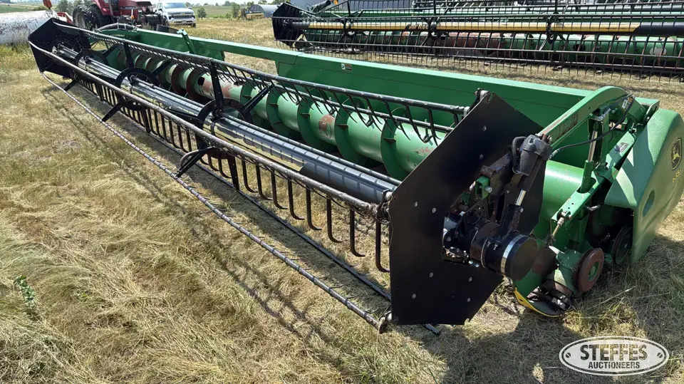 2006 John Deere 635F Flex Head