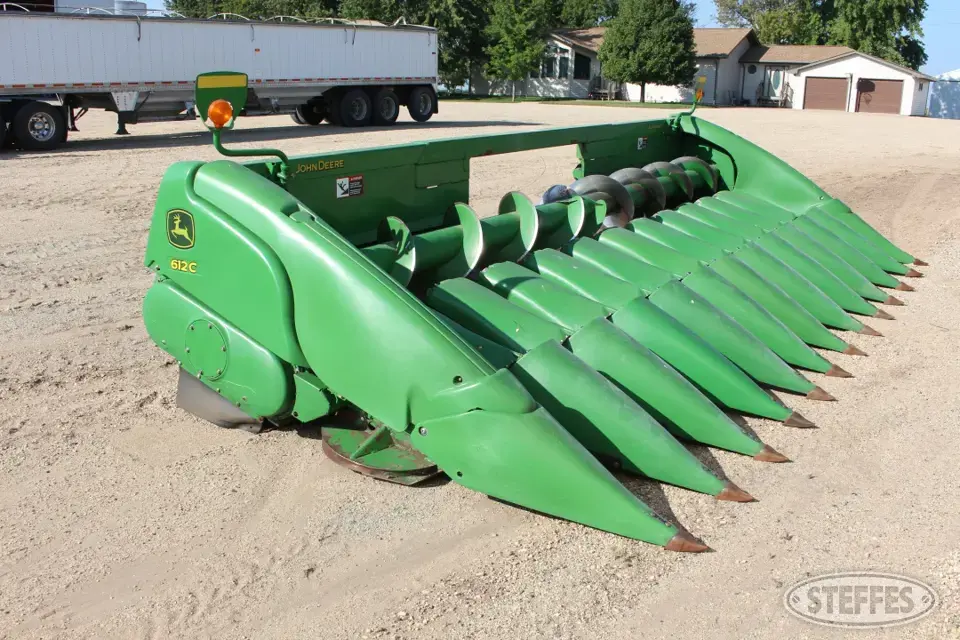 2010 John Deere 612C StalkMaster Corn Head