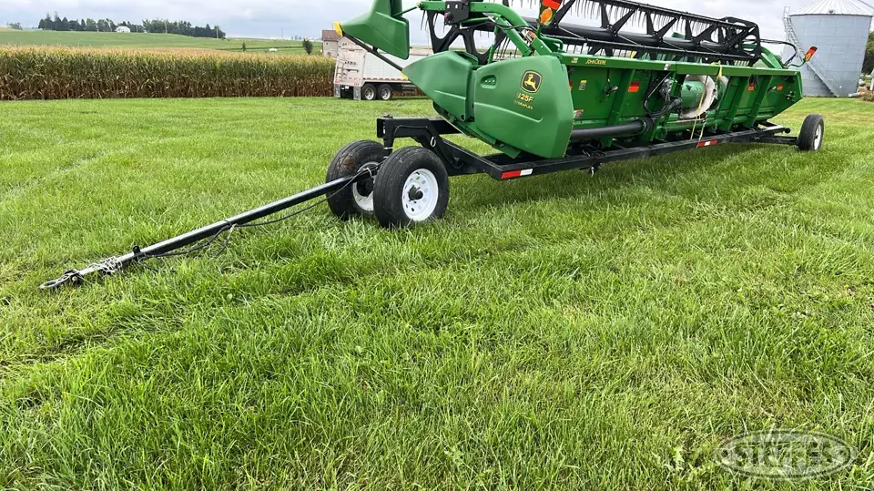Maurer Mfg. M32 Header Trailer