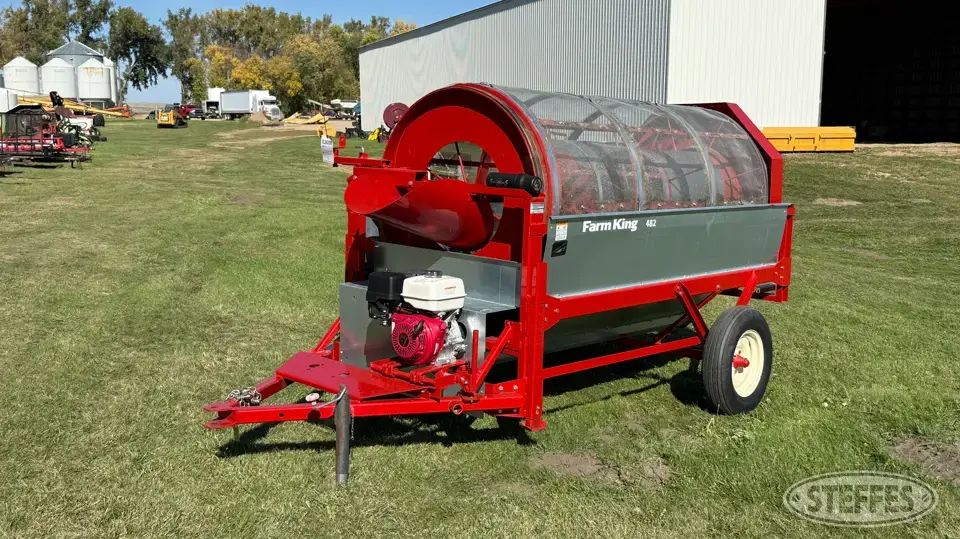 Farm King 482 Grain Cleaner