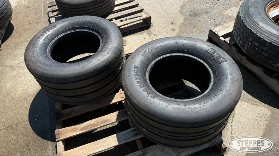 (2) BKT 31x13.50-15 tires Tractor-Implement Tire