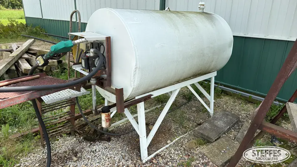 S.O. Co. 1946 Fuel Tank