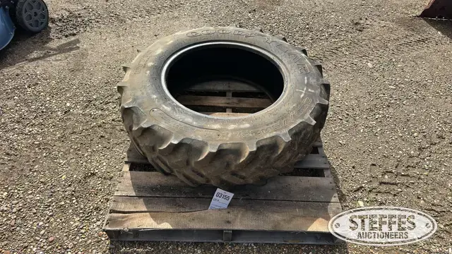 Goodyear 320/75R24 tire