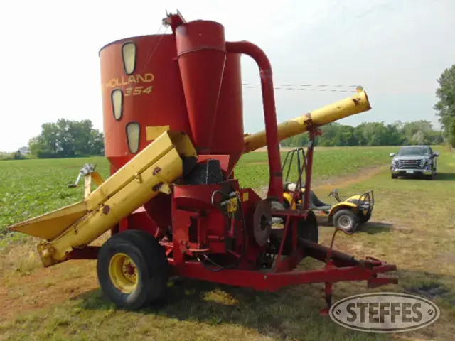 New Holland 354