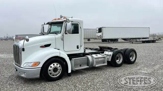 2013 Peterbilt 384