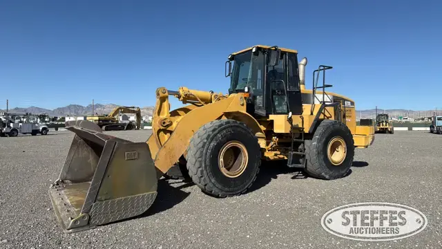 2001 CAT 972G Series II