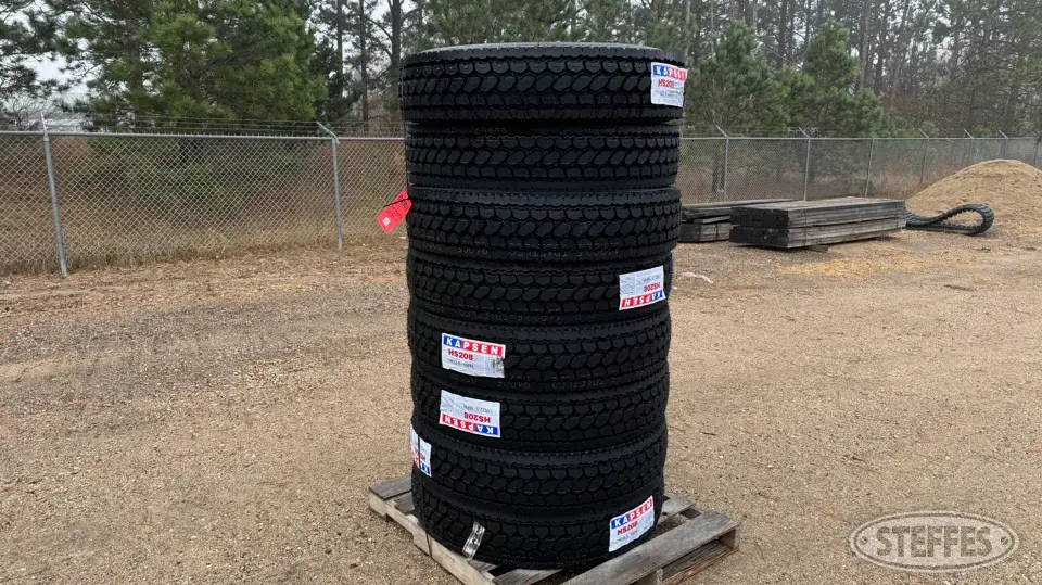 Kapsen HS208 Truck Tire