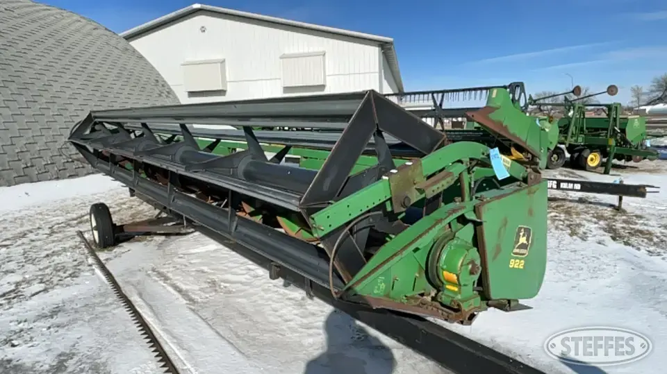 John Deere 922 Rigid Head