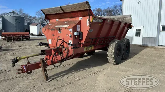 Meyer 8720 Industrial Super Spreader