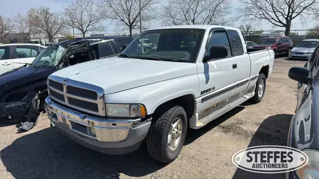 1998 Dodge Ram ST