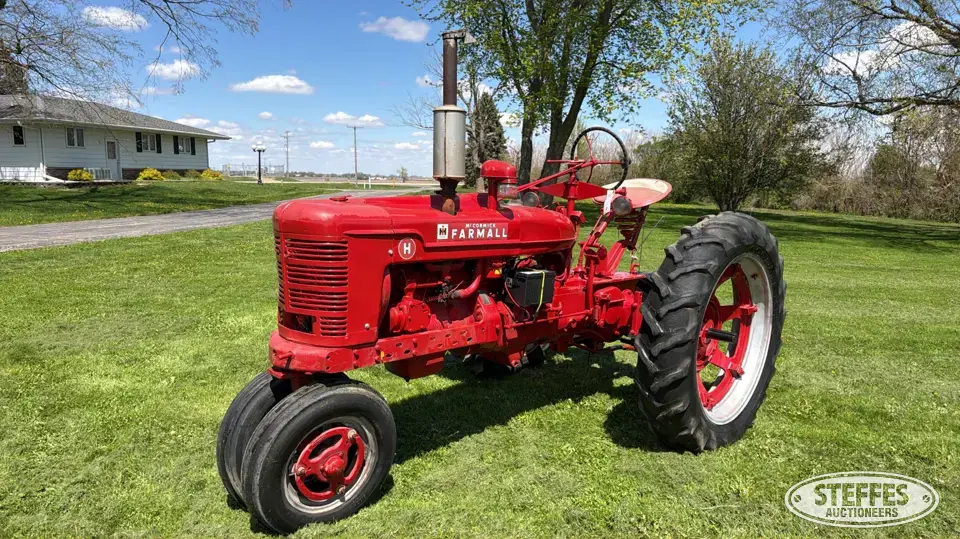 1944 Farmall H 2WD Tractor