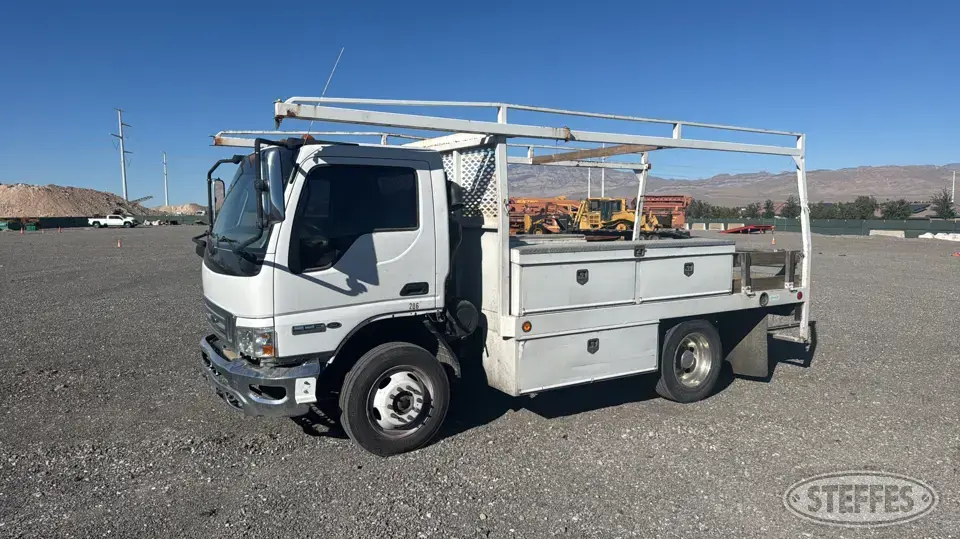 2006 Ford LCF Cabover Truck without Sleeper
