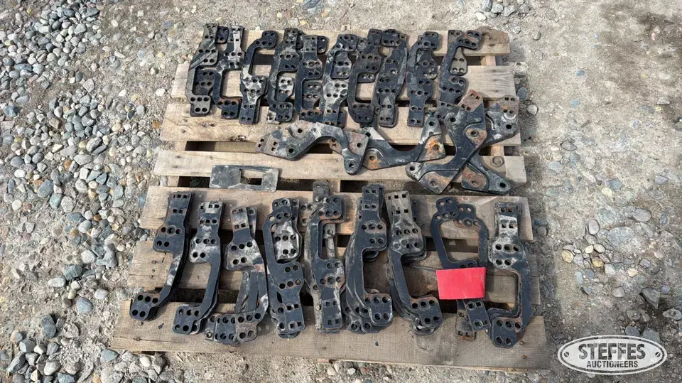 Approx. (65) Dawn universal mounting brackets Ag Equipment Part