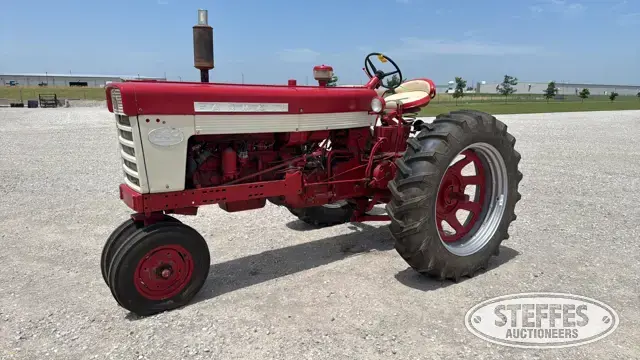 1959 Farmall 560