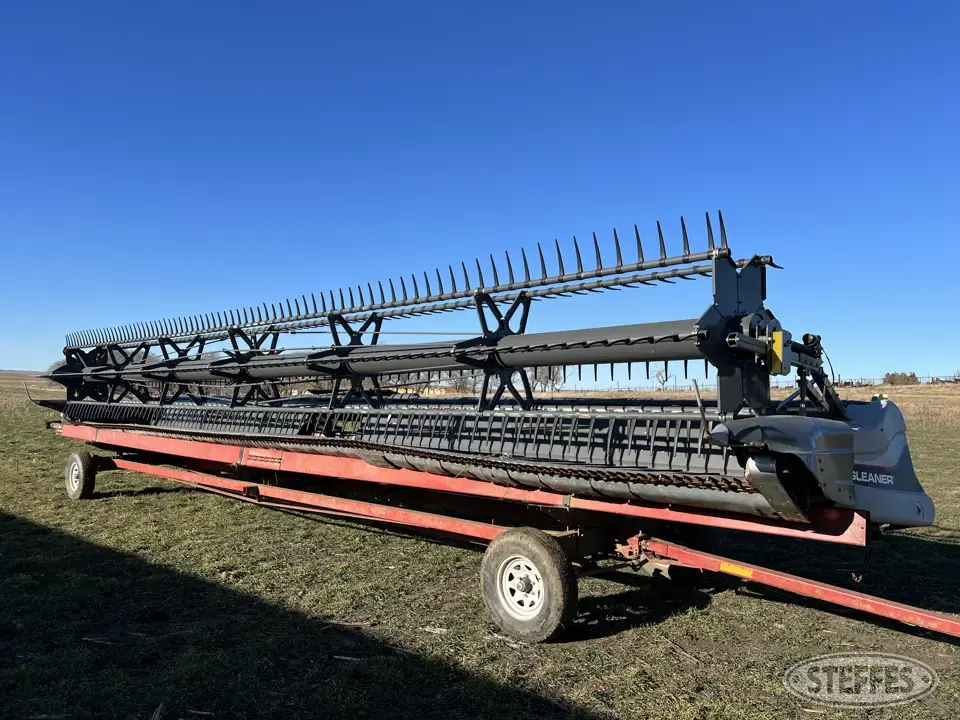 2017 Agco/Gleaner Dynaflex 9255 Draper Head