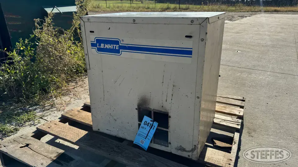 L.B.WHITE 377G-4 Farm Support Item