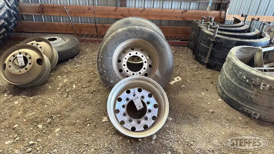 (3) Michelin X One 445/50R22.5 tires & wheels Truck Tire