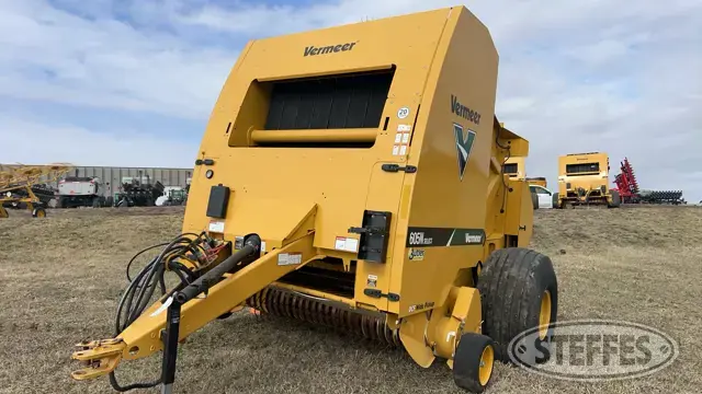 2020 Vermeer 605N Select