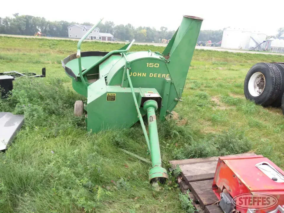 John Deere 150 Forage Processing