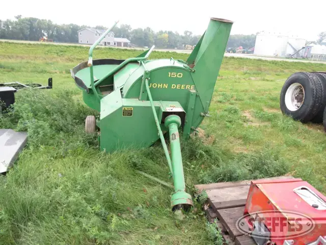 John Deere 150