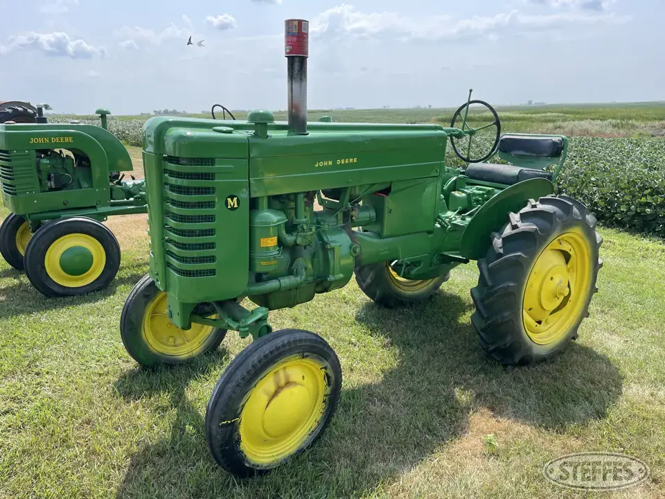1949 John Deere M Collectible Show Tractors-Stationary Engine
