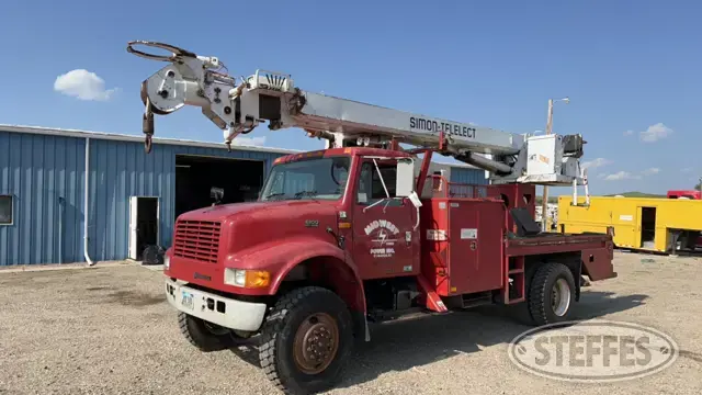 1996 International 4800