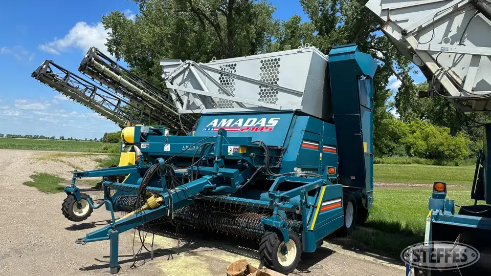 2003 Amadas 2105 Edible Bean Combine