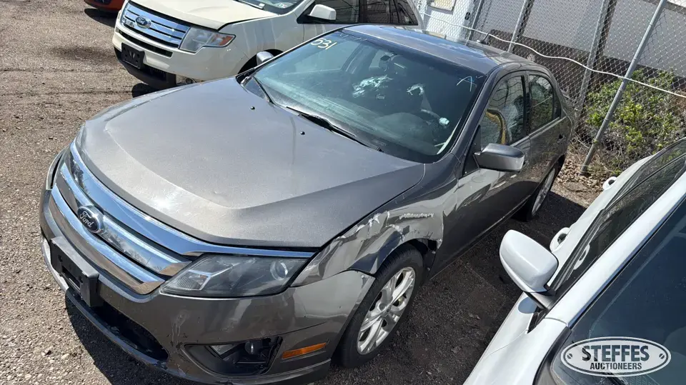 2012 Ford Fusion SE Car