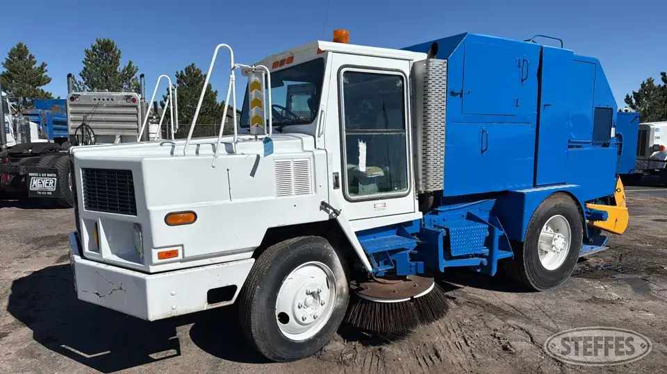 1991 Mobil Sweeper TopGun P-802000