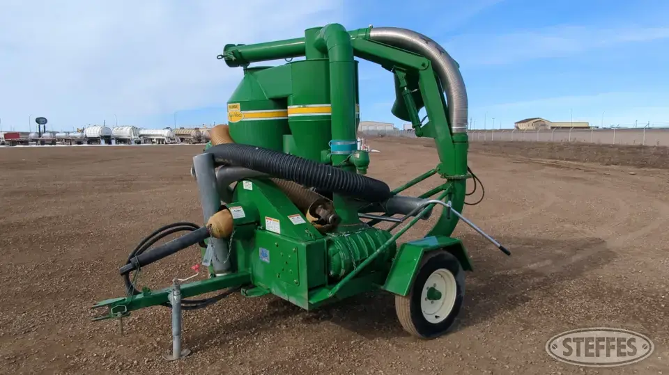 2005 Walinga 6614 Pneumatic Grain Equipment